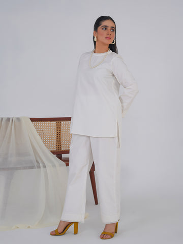Pristine White Poise