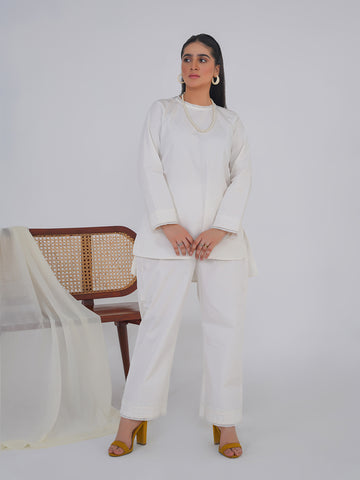 Pristine White Poise