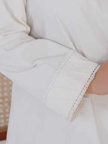 Pristine White Poise