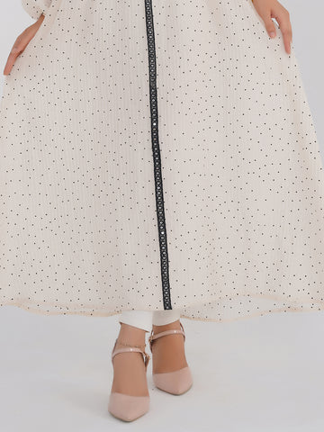 Dotted Ivory Elegance